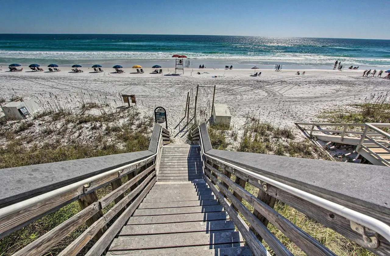 Luxurious Alerio Condo - Steps To Private Beach!